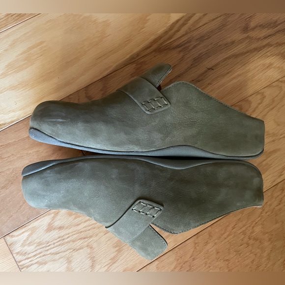 Fit Flop Size 9 Green Leather Buckle Mule Shoes - Picture 8 of 9